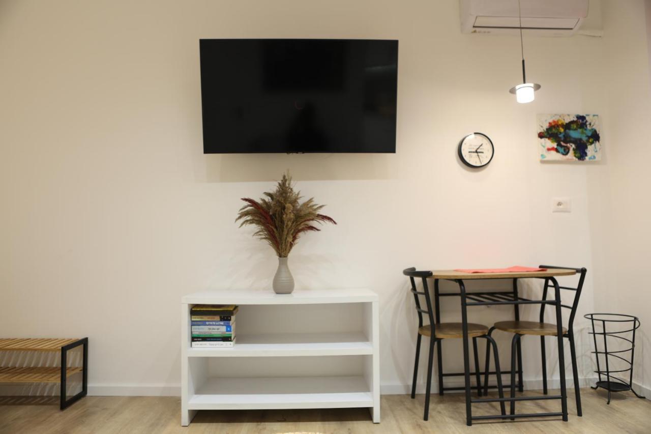 Blloku Studio Apartament Тирана Экстерьер фото