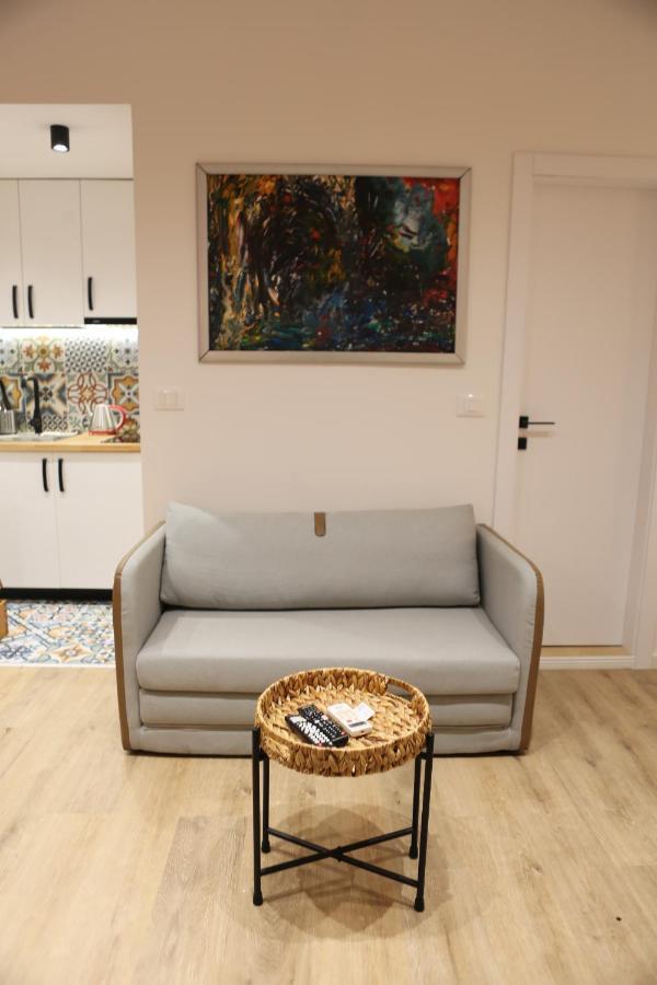 Blloku Studio Apartament Тирана Экстерьер фото